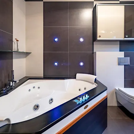 Awesome In With Wifi Апартаменты
