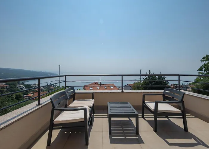 Appartement Awesome In With Wifi Opatija